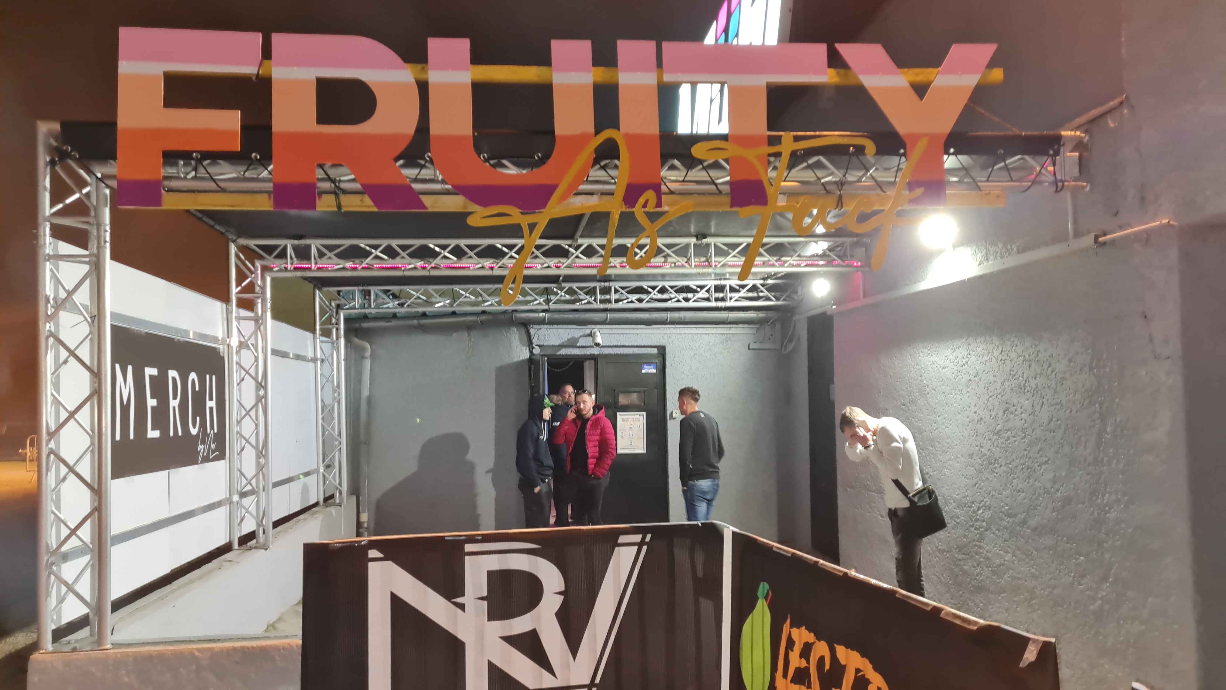 Portique d'entrée - Fruity as Fuck II